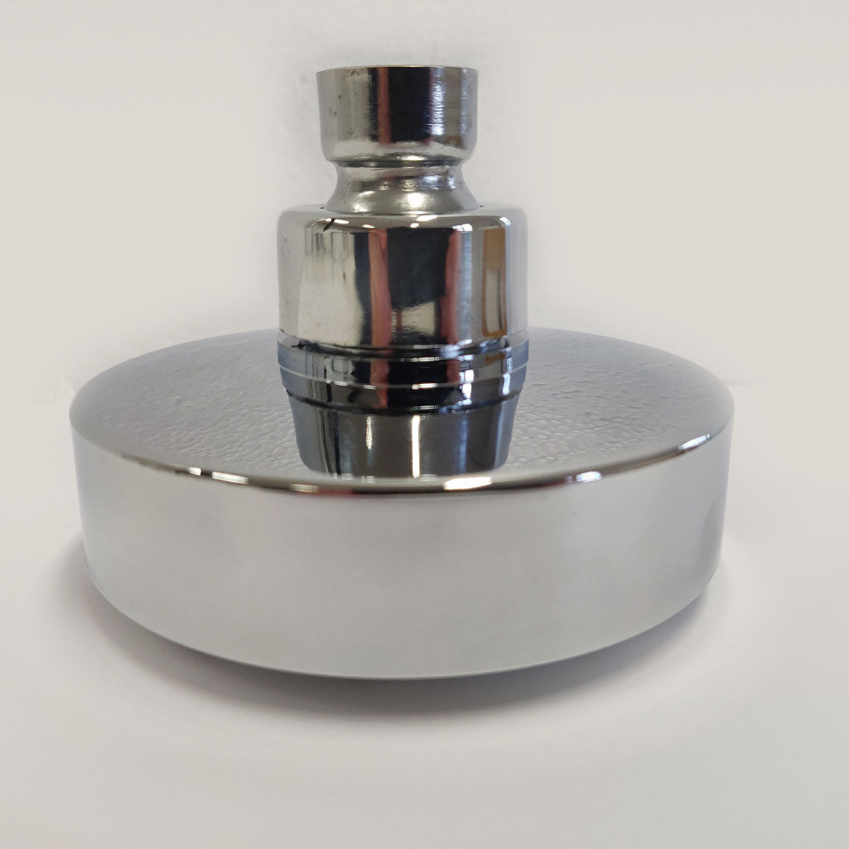 Doccia Solare in Alluminio 23Lt con lavapiedi Arkema Design JOLLY A520